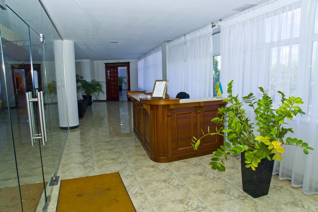 Hotel Merkuriy Lviv Eksteriør bilde