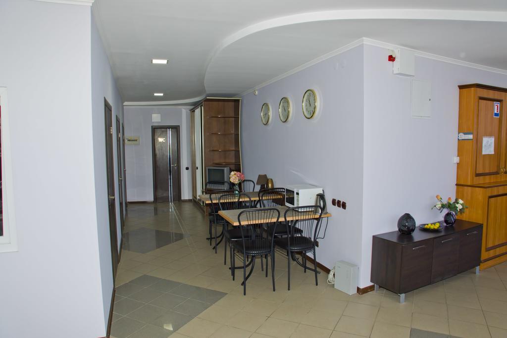Hotel Merkuriy Lviv Eksteriør bilde