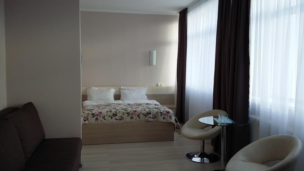 Hotel Merkuriy Lviv Rom bilde