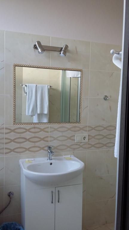 Hotel Merkuriy Lviv Eksteriør bilde