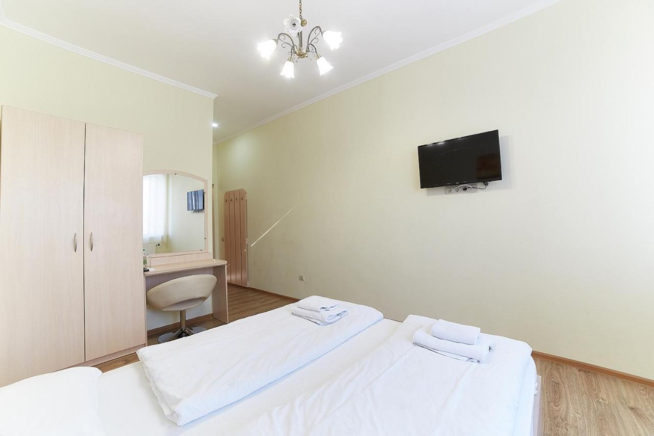 Hotel Merkuriy Lviv Eksteriør bilde
