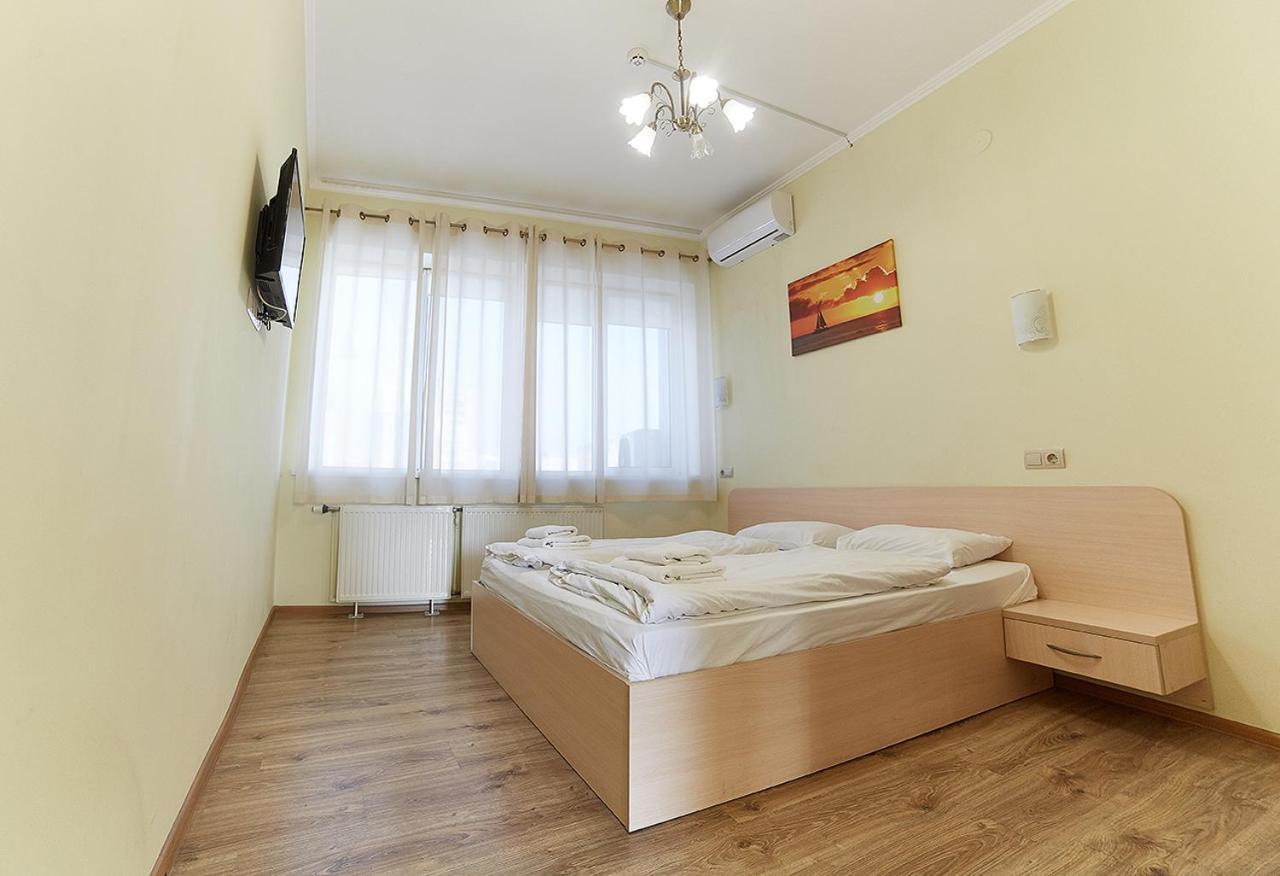 Hotel Merkuriy Lviv Eksteriør bilde