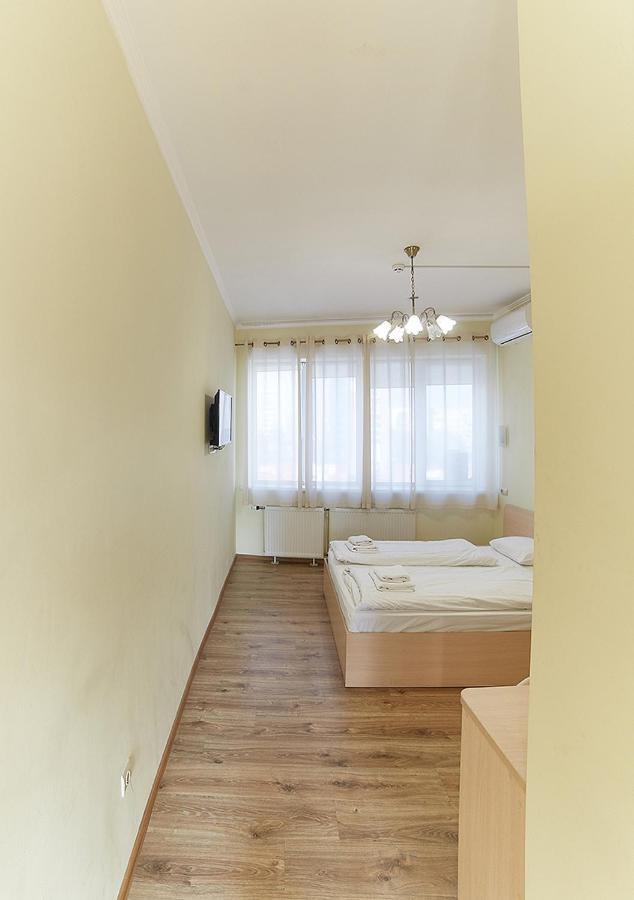 Hotel Merkuriy Lviv Eksteriør bilde